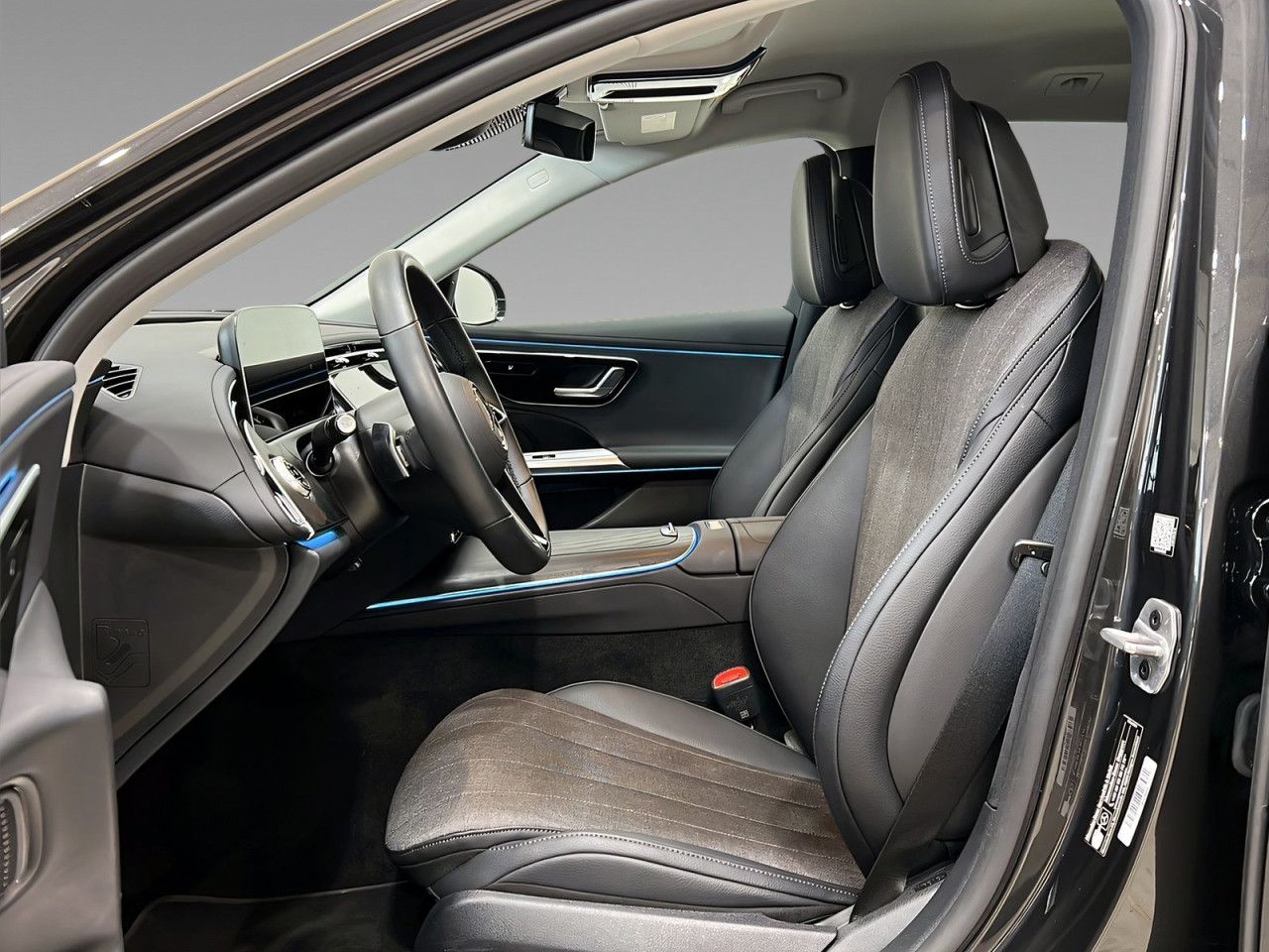 Mercedes-Benz E-Klasse – Bild 8