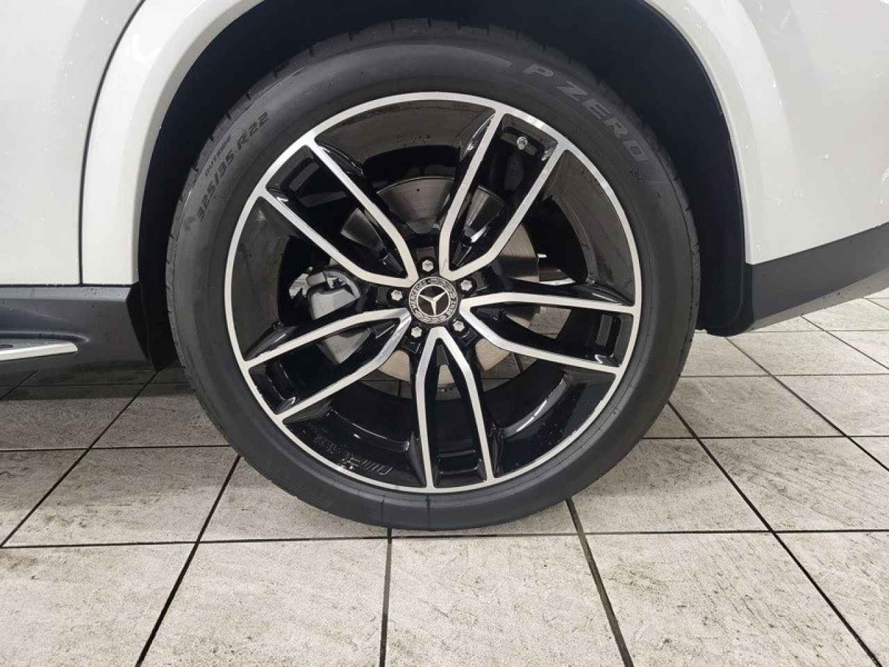 Photo du v&eacute;hicule 9 / 17