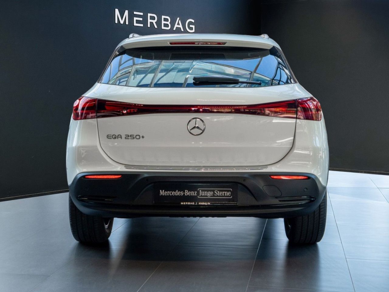 Mercedes-Benz EQA – Bild 4