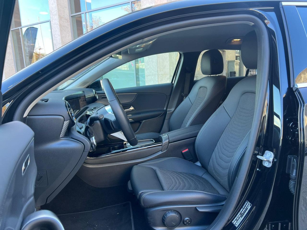 Imagem do veículo 2 / 8