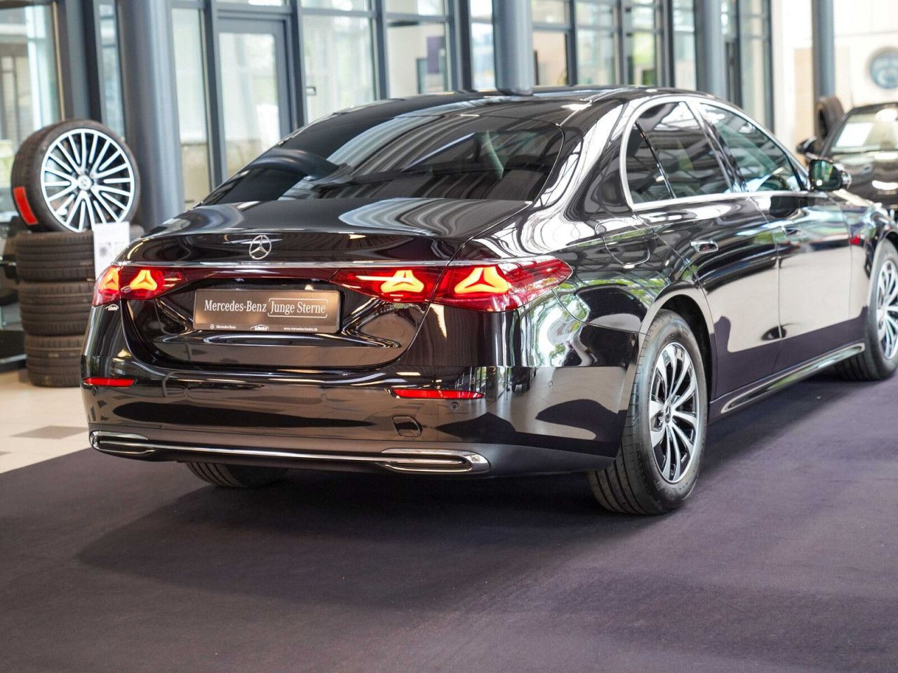 Mercedes-Benz E-Klasse – Bild 4