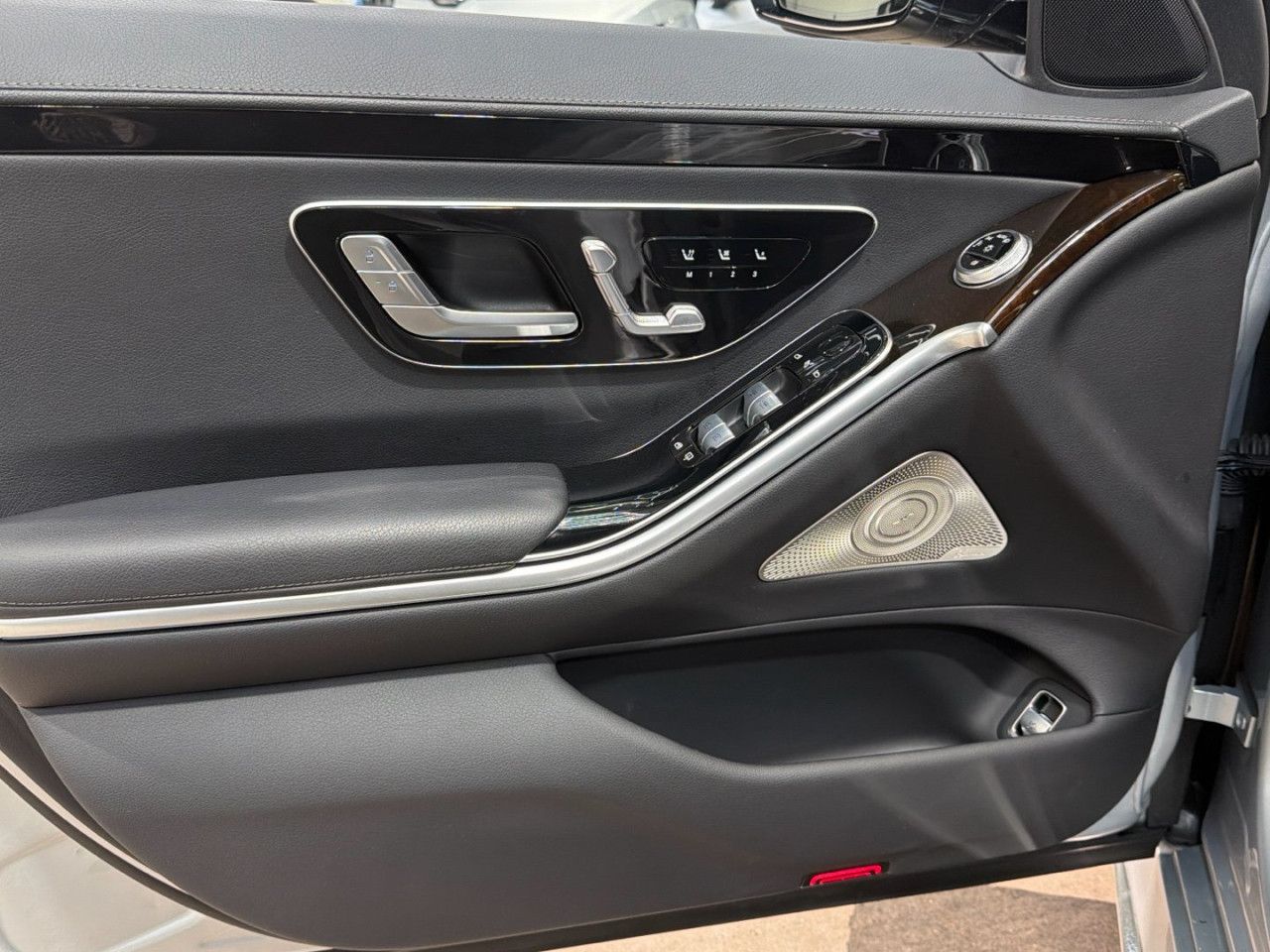 Mercedes-Benz S-Klasse – Bild 3