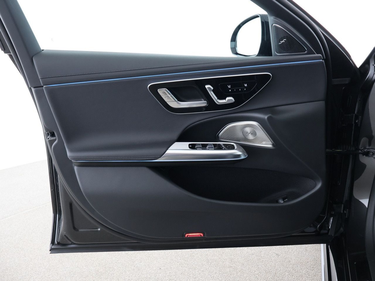 Mercedes-Benz E-Klasse – Bild 12