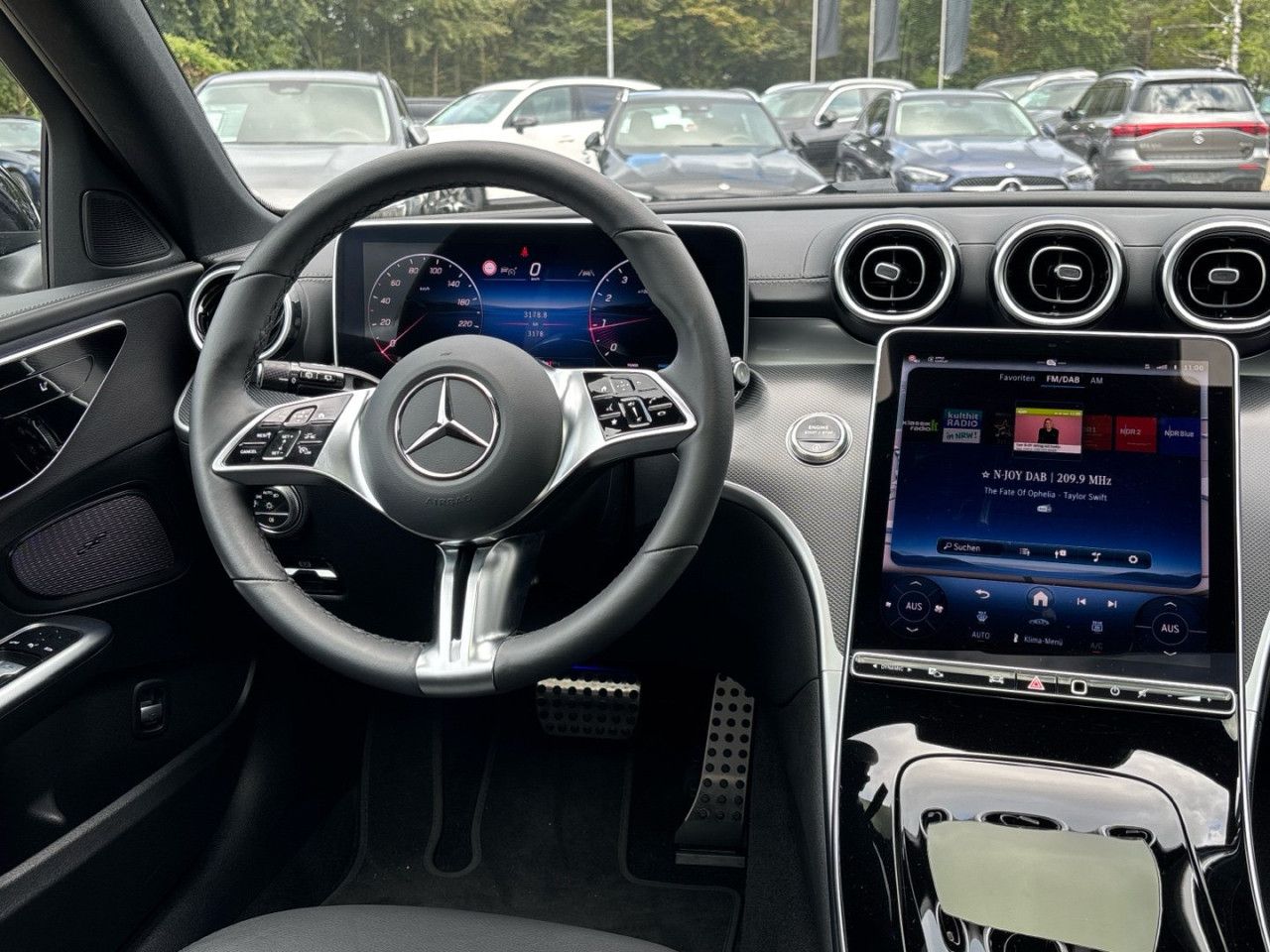 Mercedes-Benz C-Klasse – Bild 16