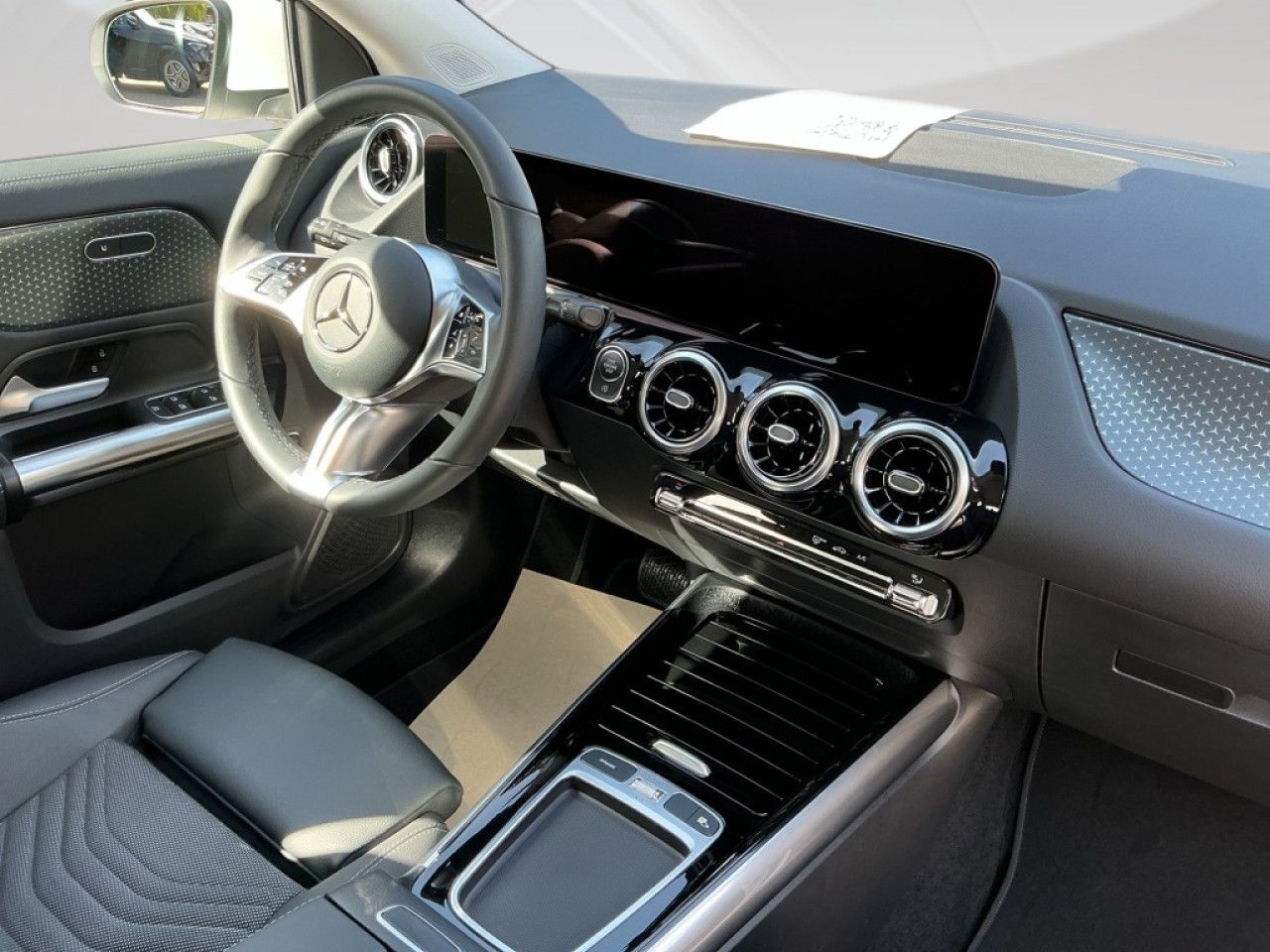 Mercedes-Benz GLA – Bild 9