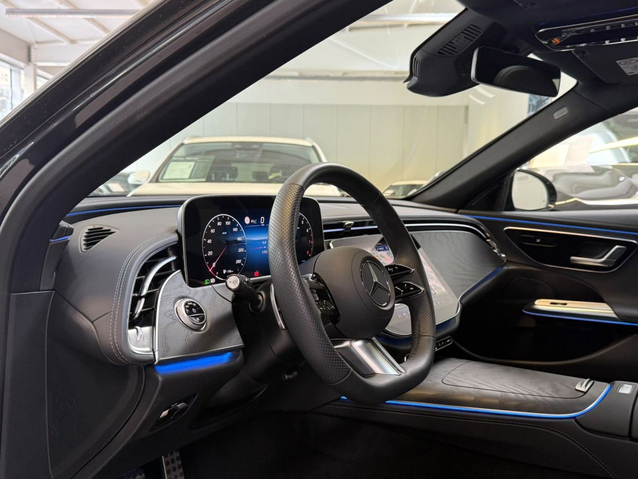 Mercedes-Benz E-Klasse – Bild 21