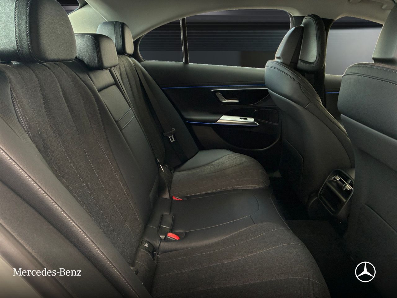 Mercedes-Benz E-Klasse – Bild 14
