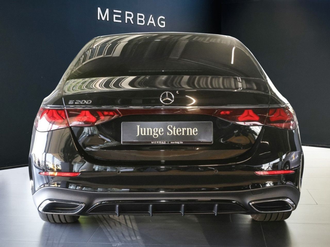 Mercedes-Benz E-Klasse – Bild 4