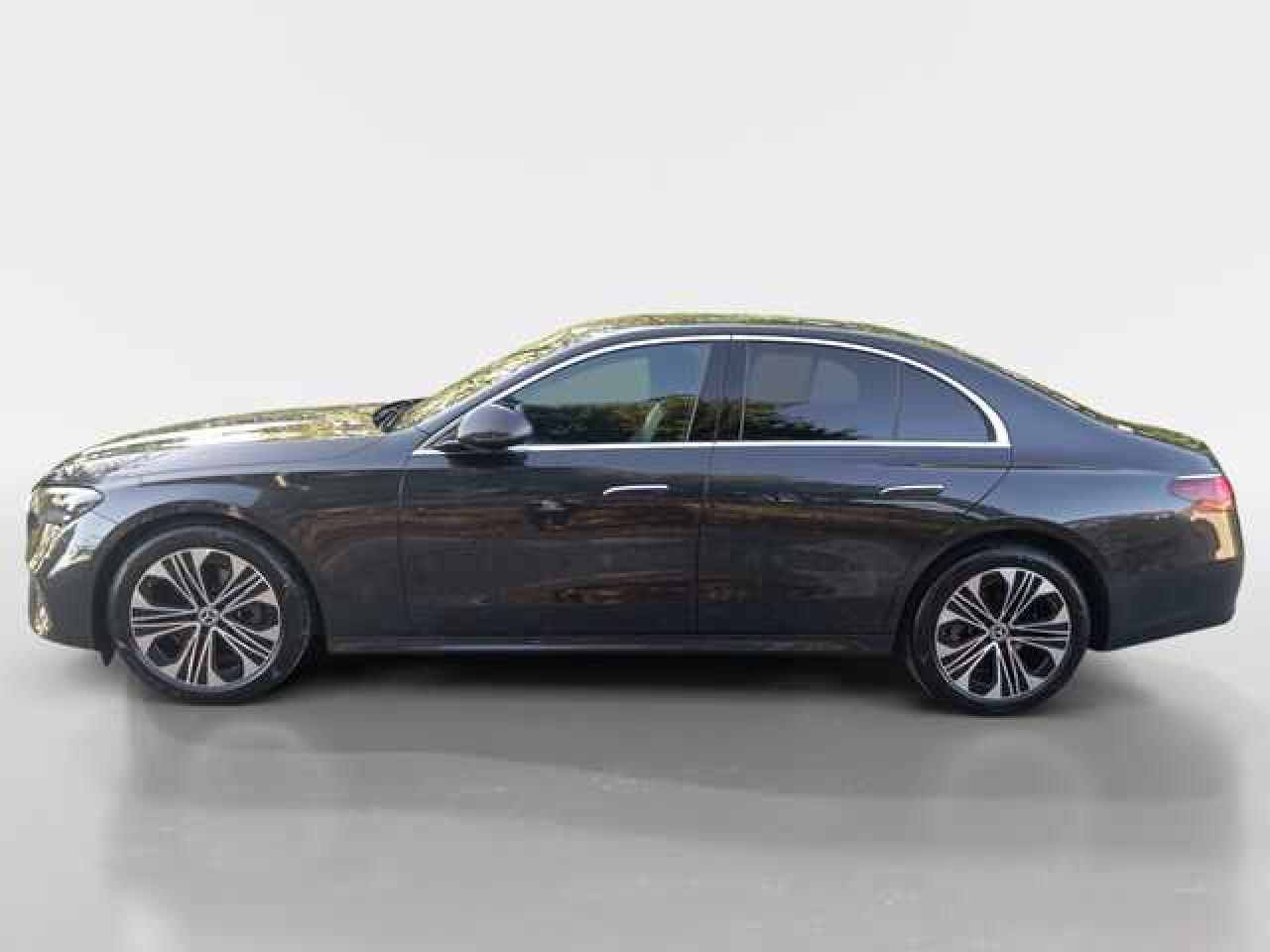 Imagem do veículo 2 / 15