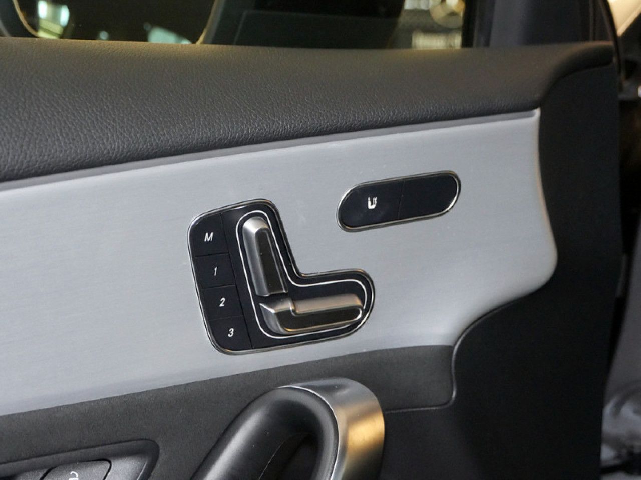 Fahrzeugbild 14 / 20