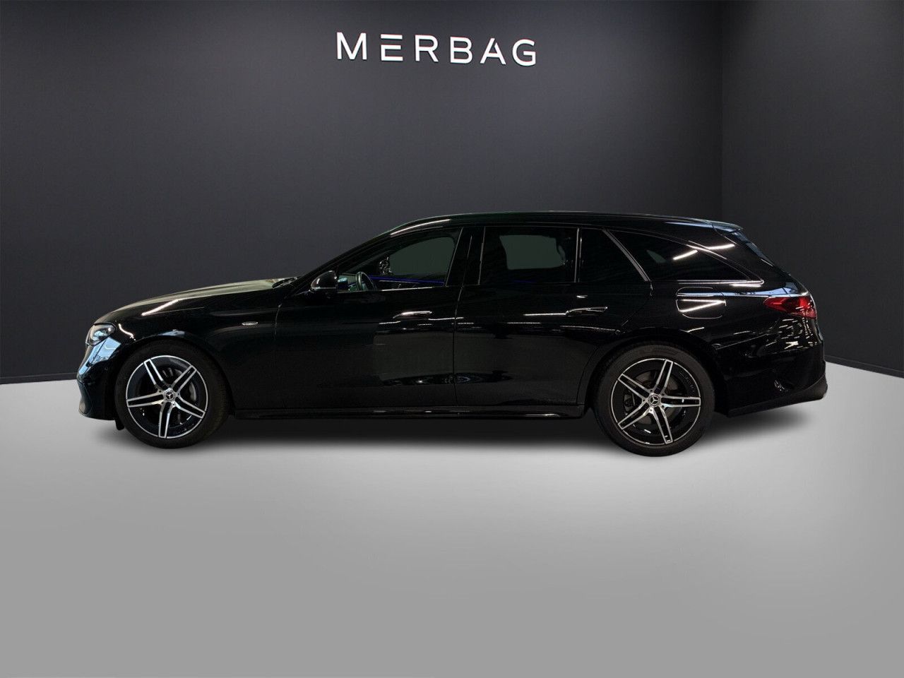 Mercedes-Benz E-Klasse – Bild 8
