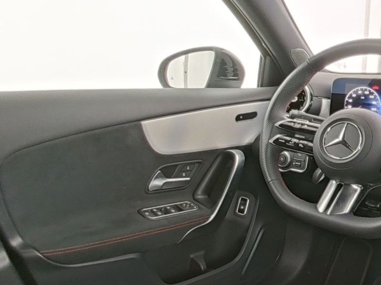 Mercedes-Benz A-Klasse – Bild 8