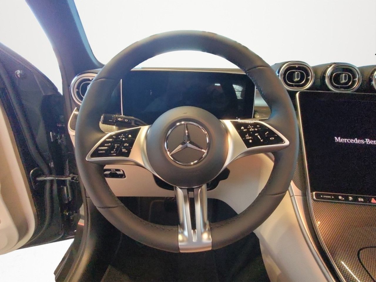 Mercedes-Benz GLC – Bild 14