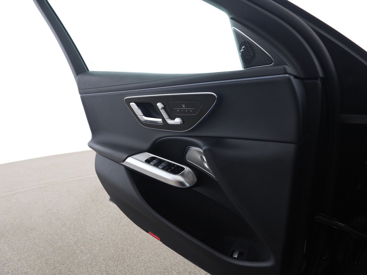 Mercedes-Benz E-Klasse – Bild 13
