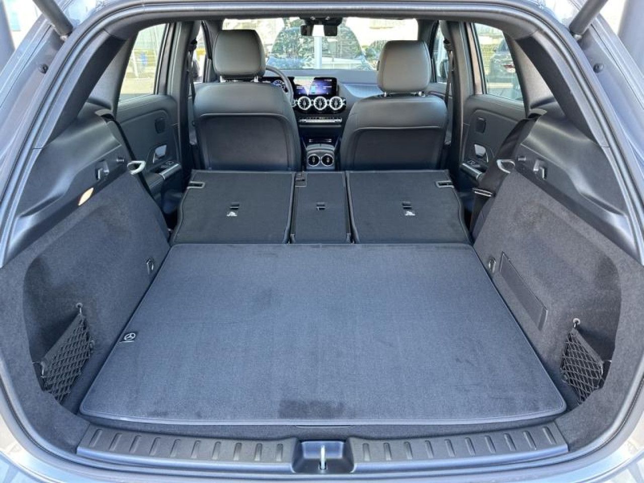 Photo du v&eacute;hicule 17 / 18