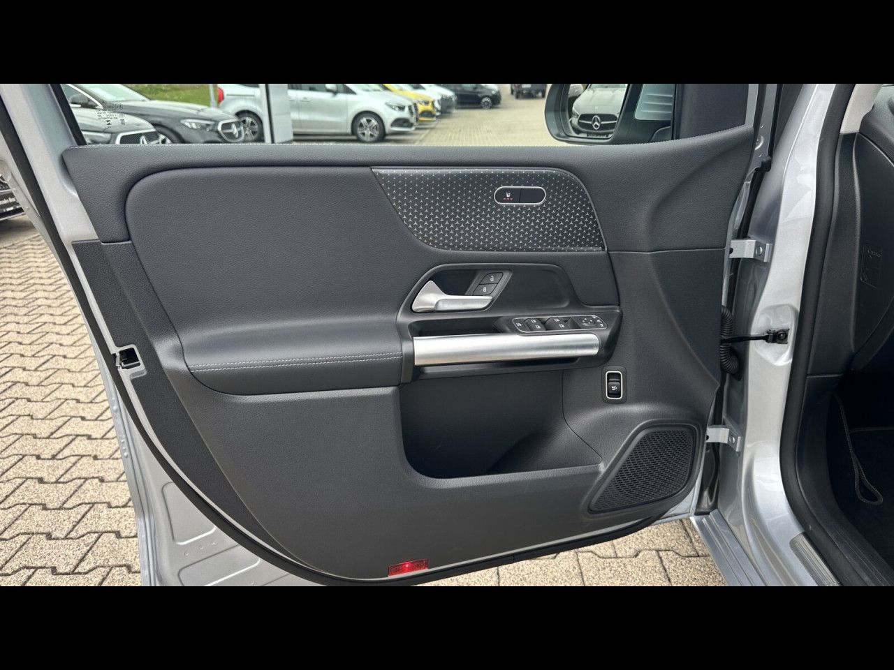 Fahrzeugbild 14 / 30