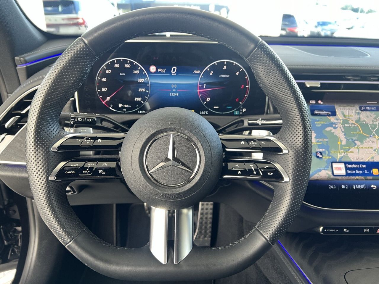 Mercedes-Benz E-Klasse – Bild 13