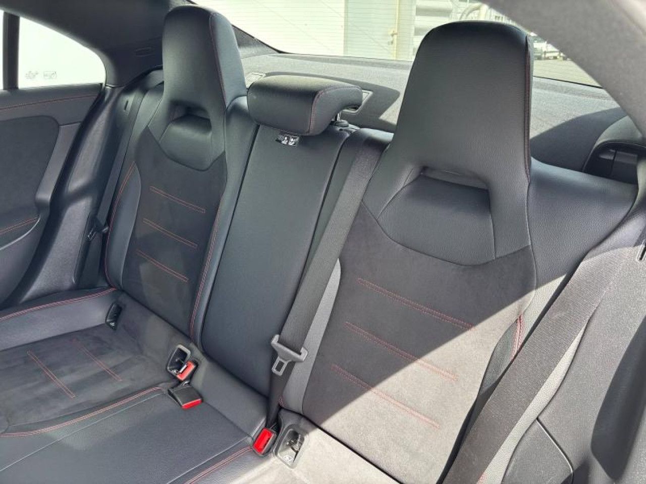 Photo du v&eacute;hicule 10 / 13