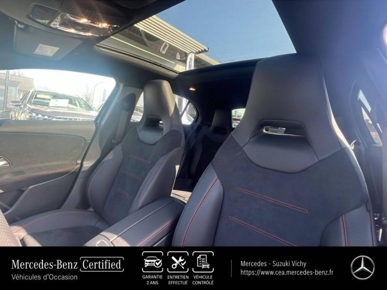 Photo du v&eacute;hicule 10 / 18