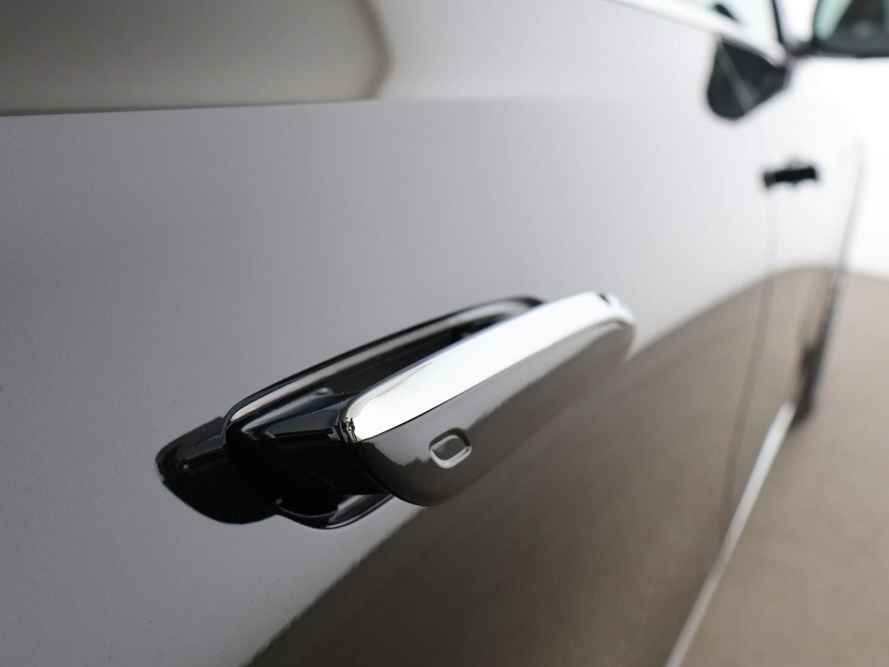 Mercedes-Benz E-Klasse – Bild 22