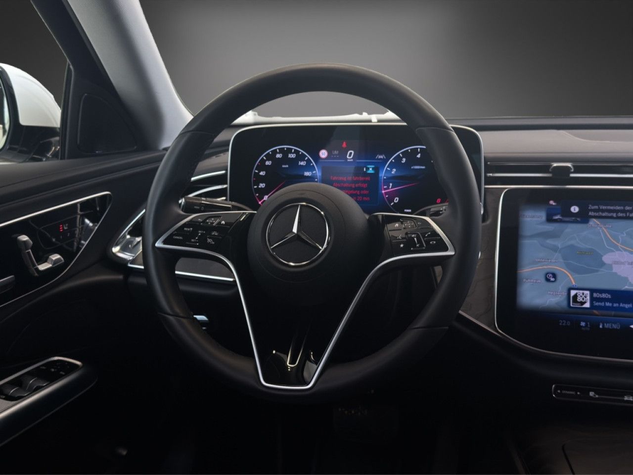 Mercedes-Benz E-Klasse – Bild 18