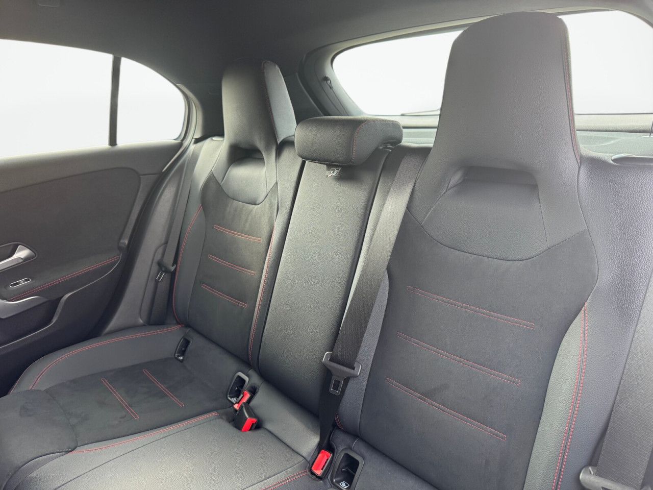 Zdjęcie pojazdu 12 / 23