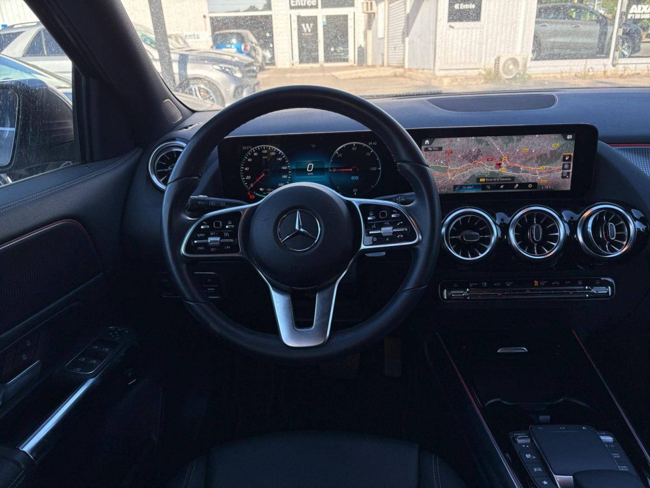 Photo du v&eacute;hicule 14 / 18