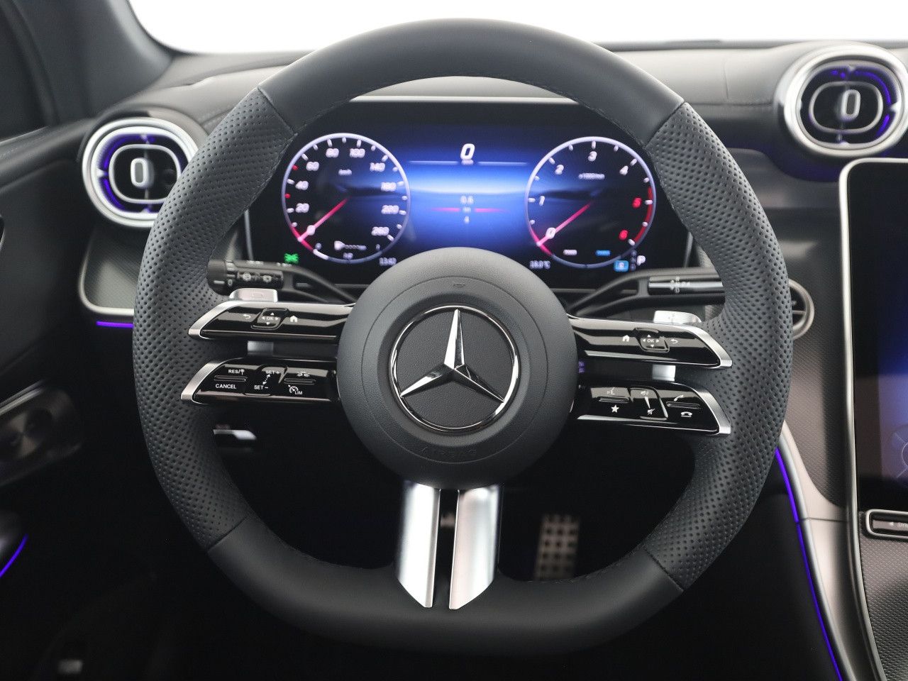 Mercedes-Benz GLC – Bild 11