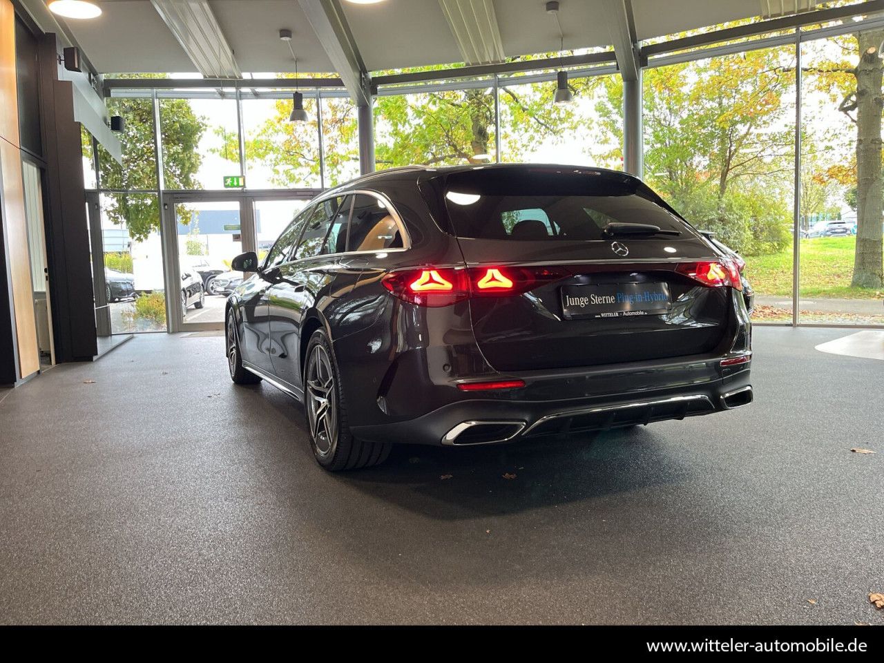 Mercedes-Benz E-Klasse – Bild 13