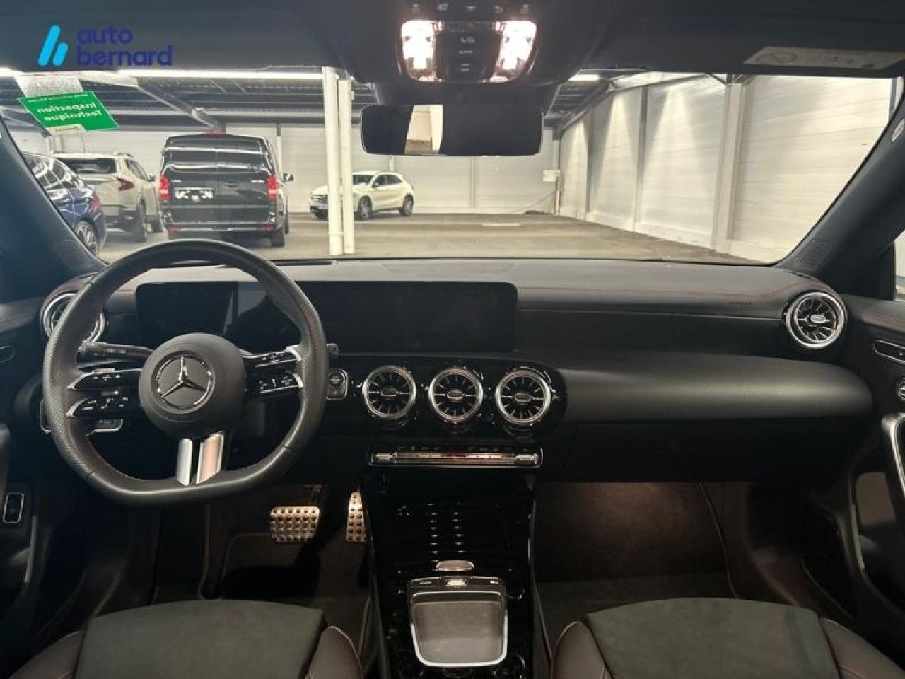 Photo du véhicule 8 / 18