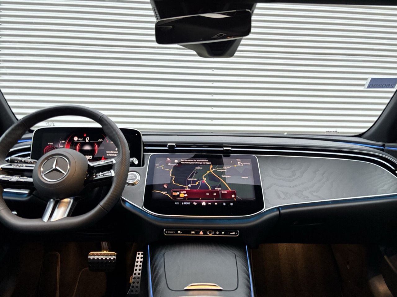 Mercedes-Benz E-Klasse – Bild 15