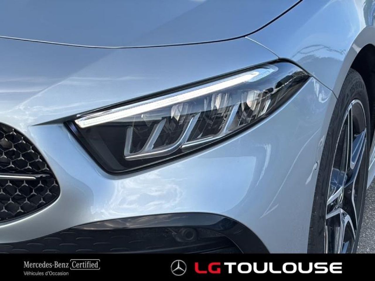 Photo du v&eacute;hicule 16 / 18