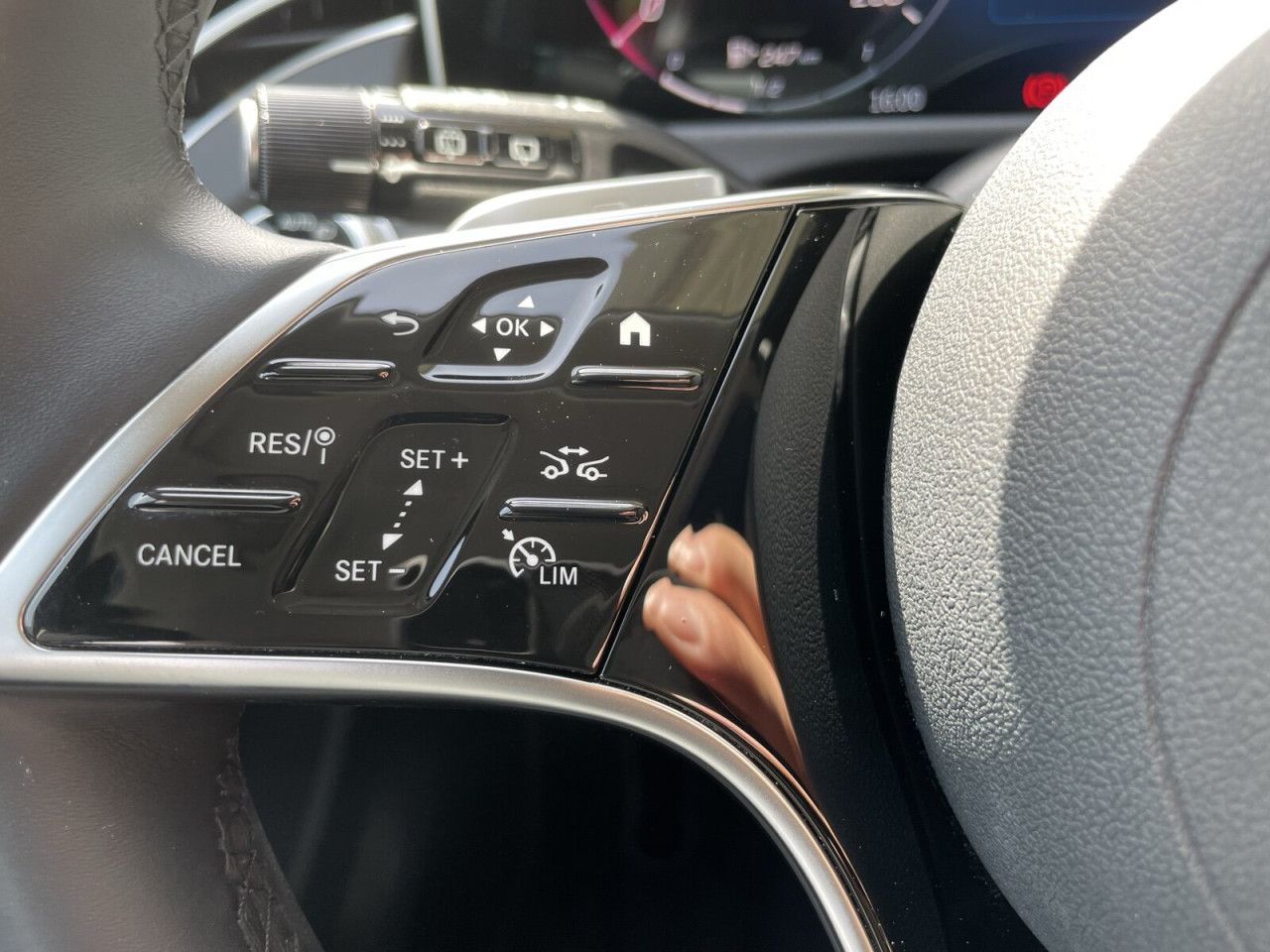 Mercedes-Benz E-Klasse – Bild 12