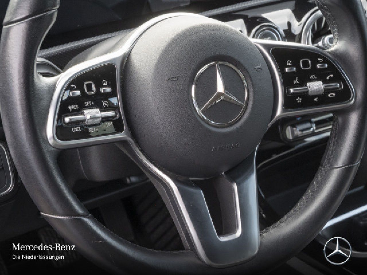 Fahrzeugbild 17 / 19