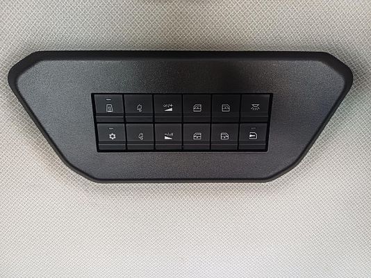 Vehicle image 9 / 16