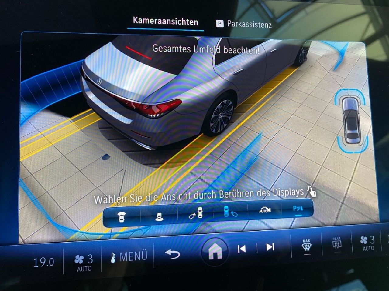 Mercedes-Benz E-Klasse – Bild 27