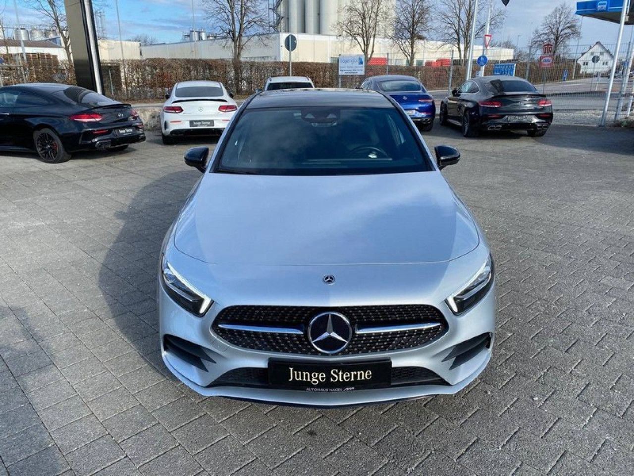 Fahrzeugbild 4 / 25