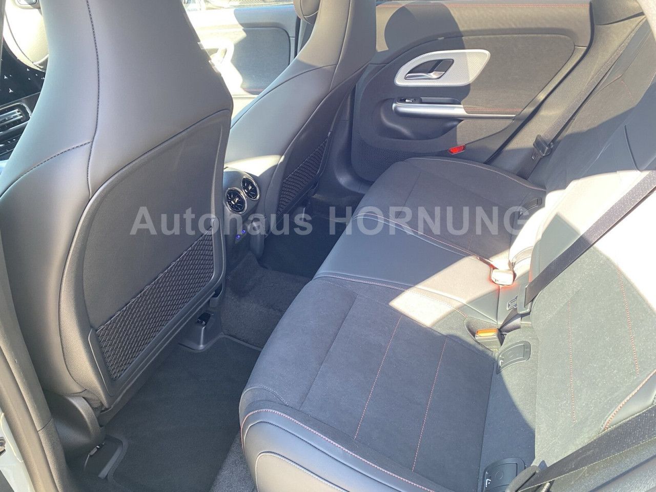 Mercedes-Benz CLA – Bild 10