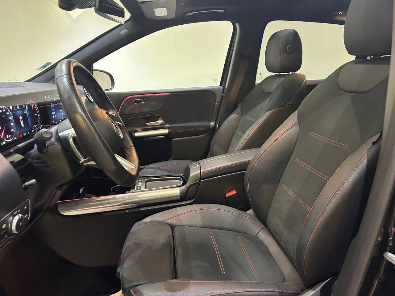 Photo du véhicule 12 / 17