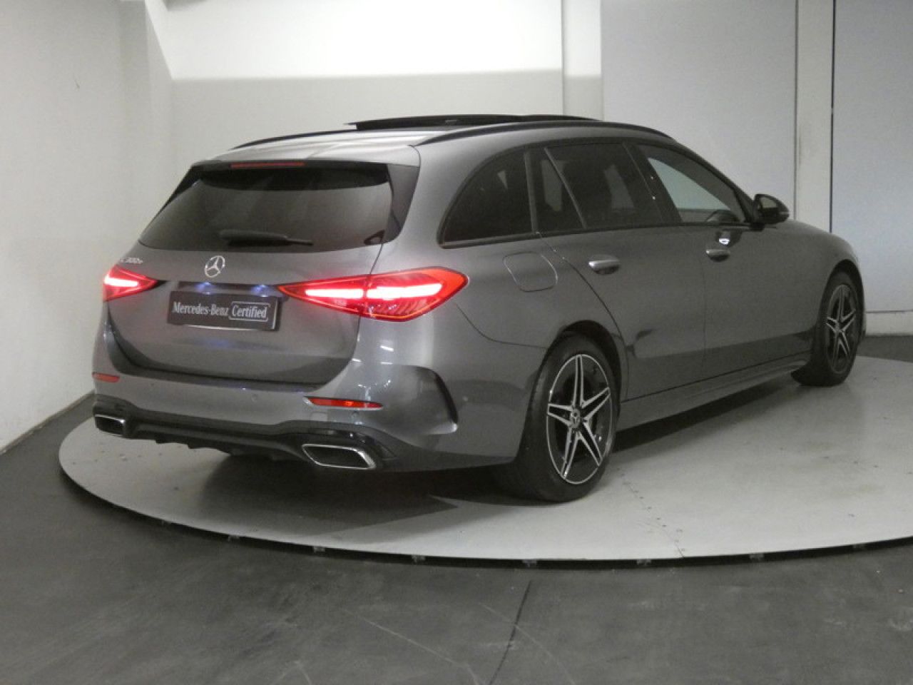 Photo du véhicule 4 / 18