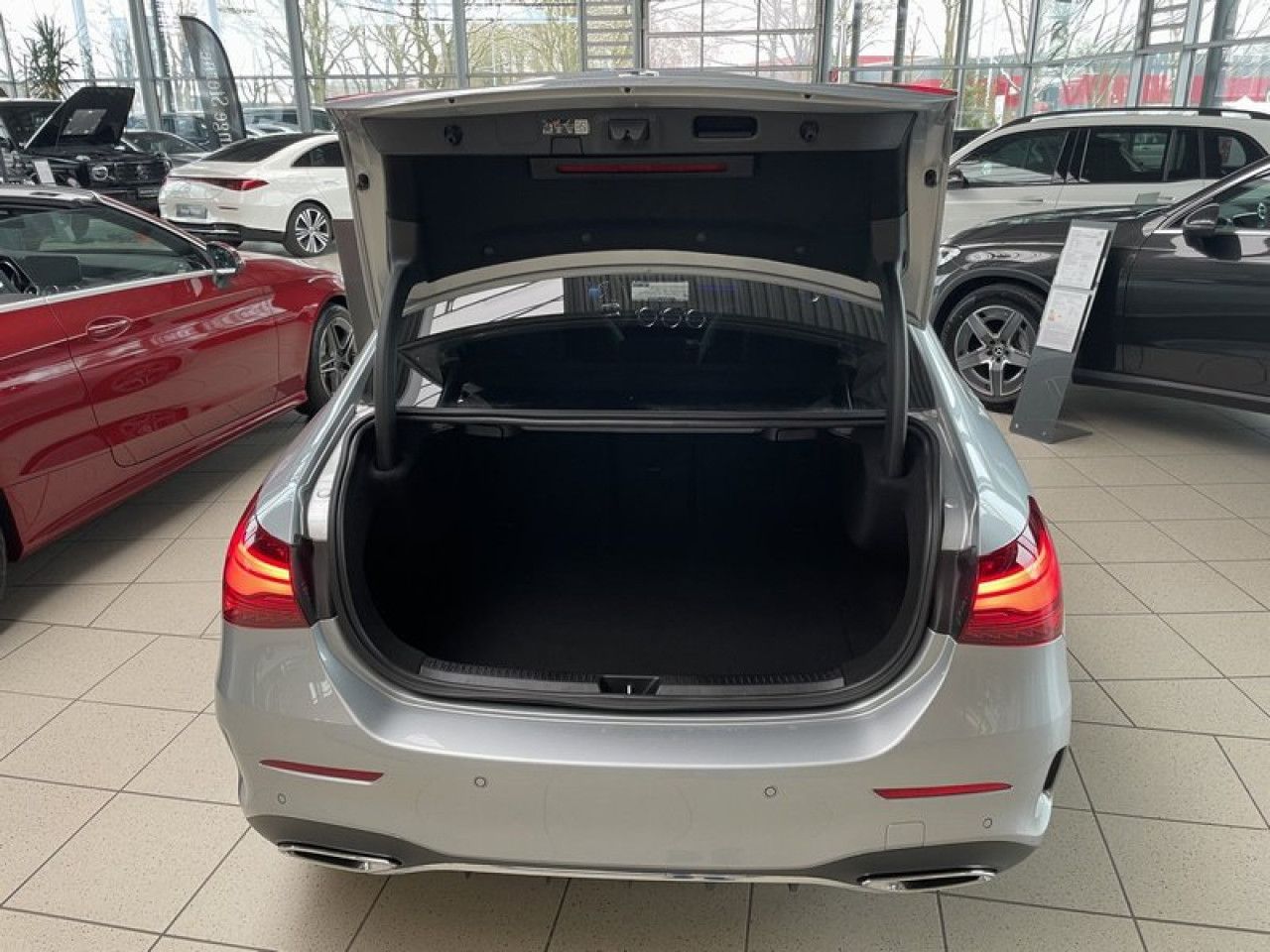 Fahrzeugbild 11 / 12