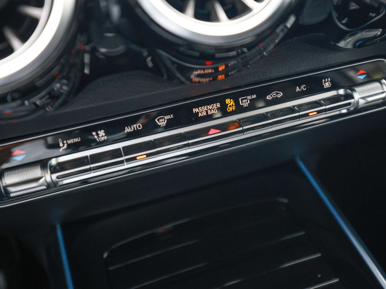 Mercedes-Benz EQB – Bild 15