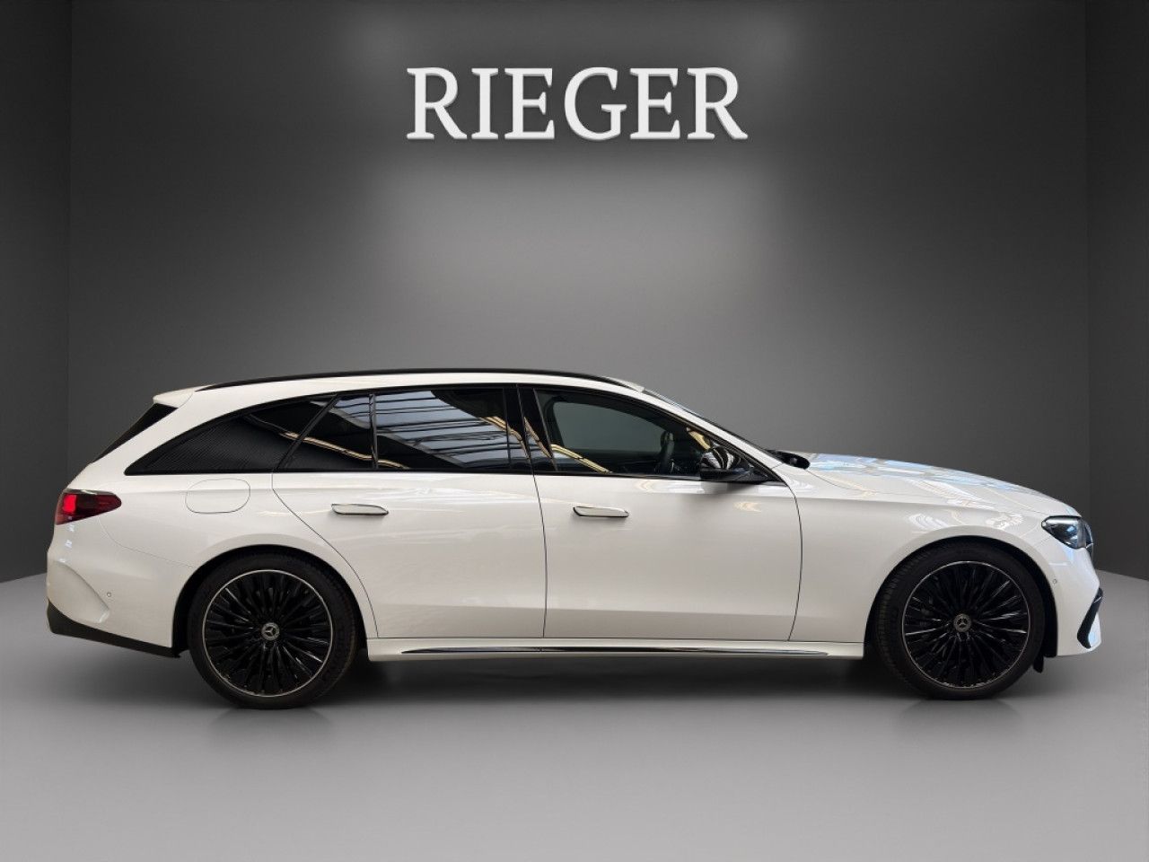 Mercedes-Benz E-Klasse – Bild 11