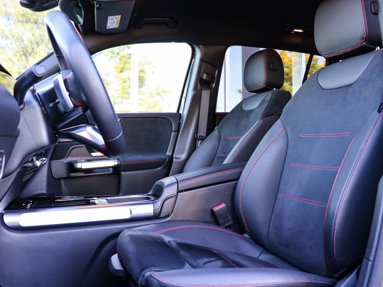 Mercedes-Benz GLB – Bild 8