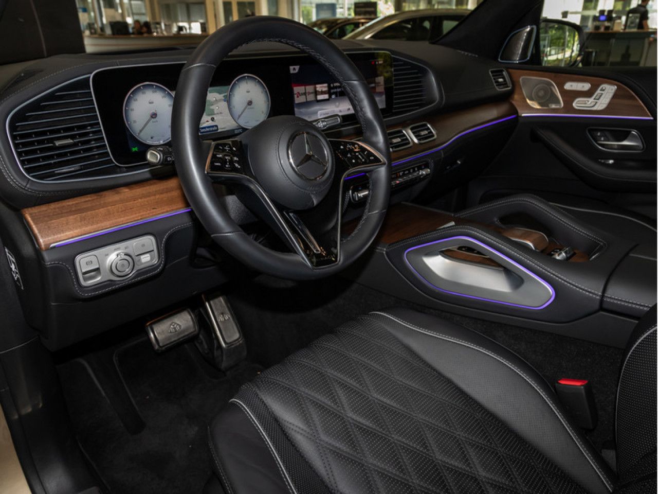 Mercedes-Benz GLS – Bild 16