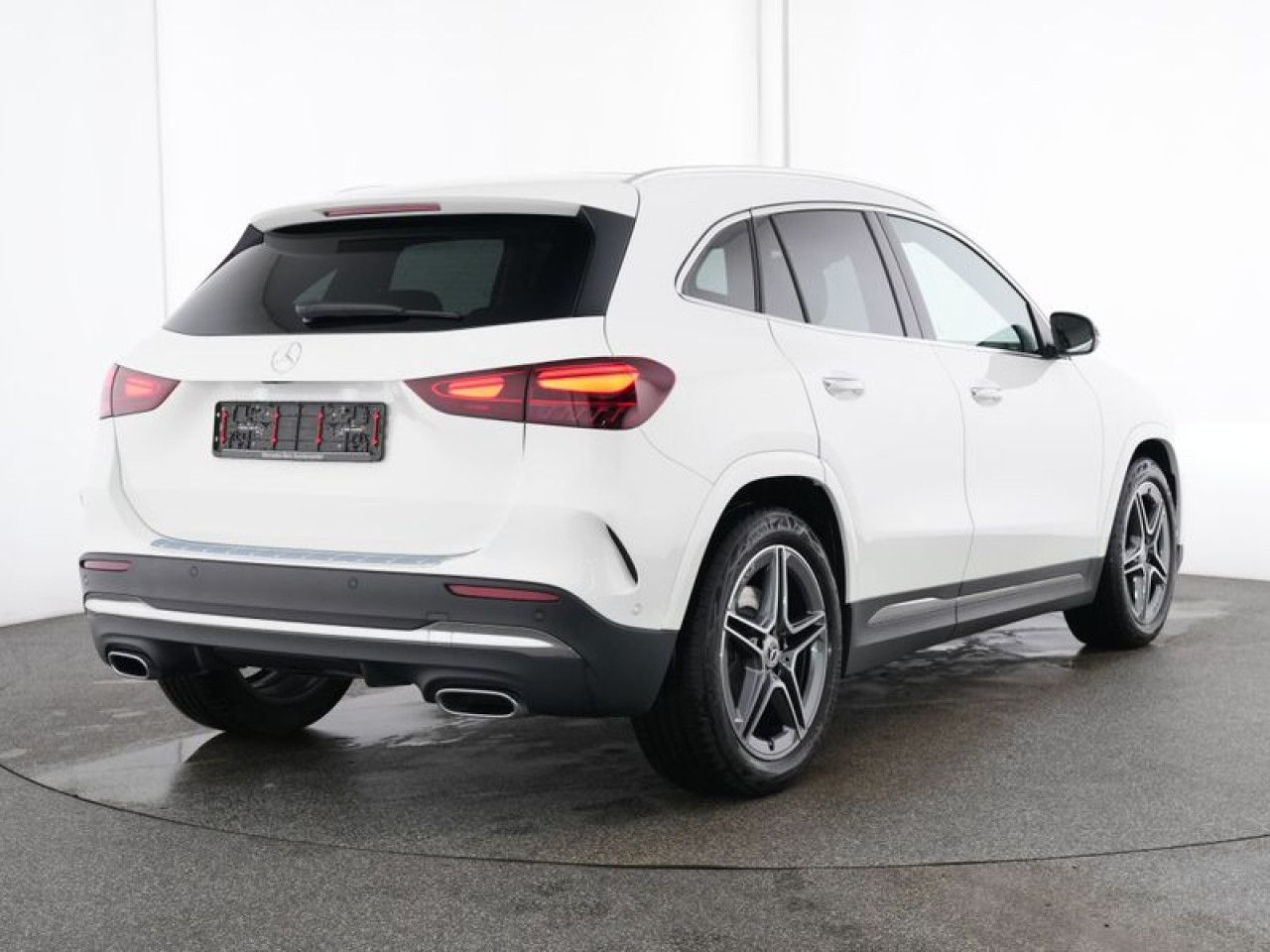 Mercedes-Benz GLA – Bild 2