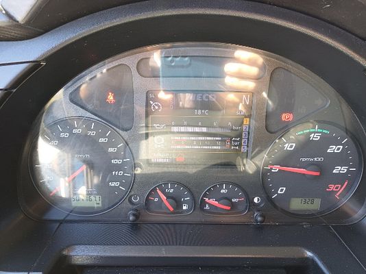 Vehicle image 12 / 13