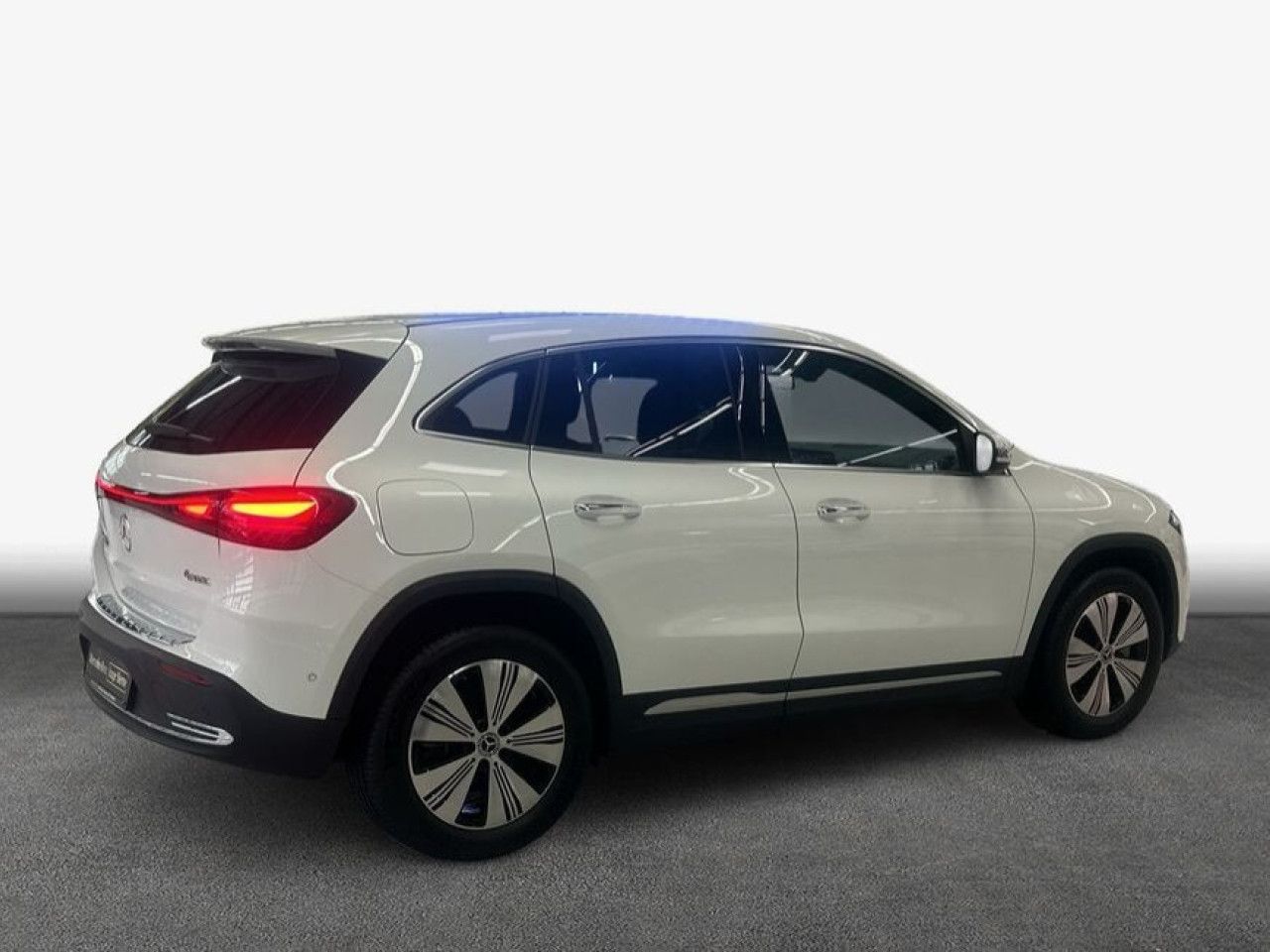 Mercedes-Benz EQA – Bild 2