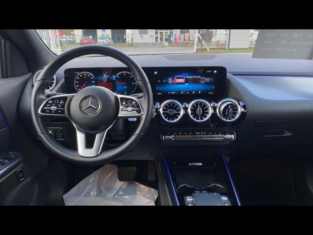 Photo du v&eacute;hicule 11 / 18