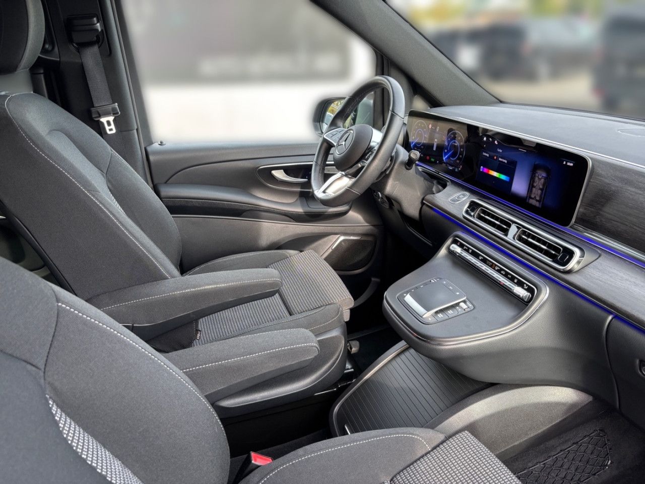 Mercedes-Benz EQV – Bild 16